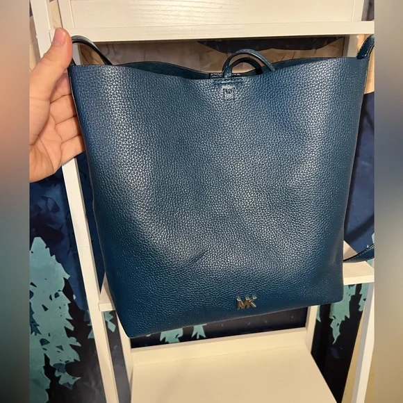 Michael Kors Junie - Luxe Teal - Picture 2 of 11